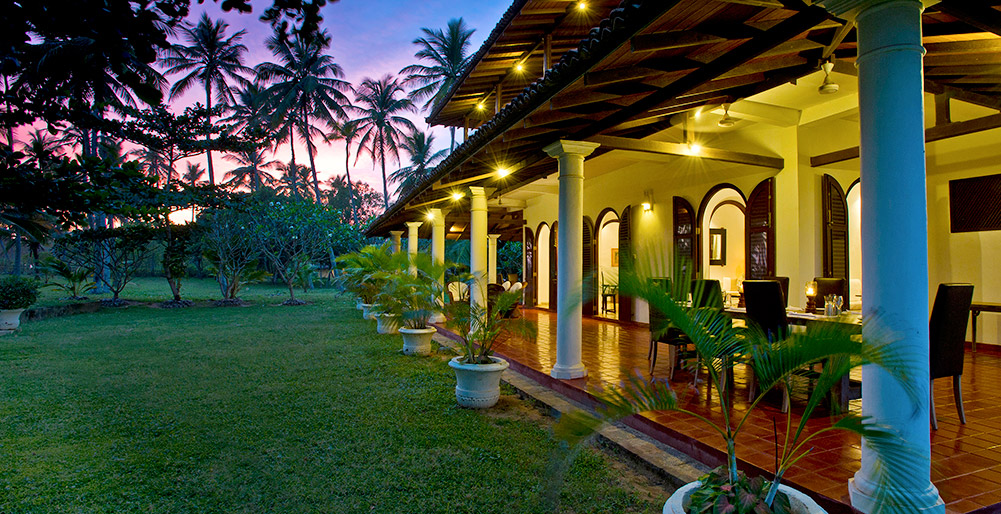Ocean's Edge - Side view of the villa